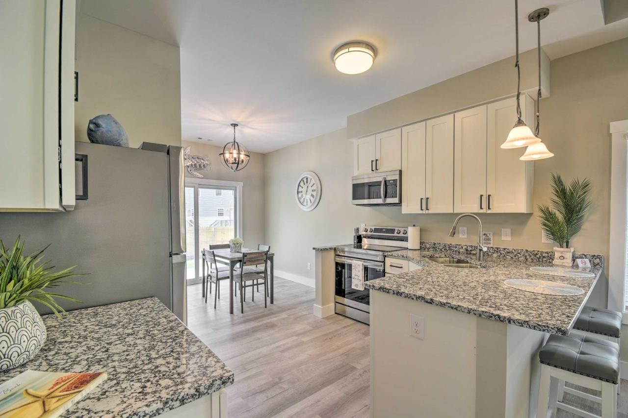 Ocean Isle Beach Home With Shared Lanai And Grill Exterior foto