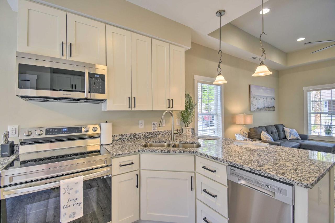 Ocean Isle Beach Home With Shared Lanai And Grill Exterior foto